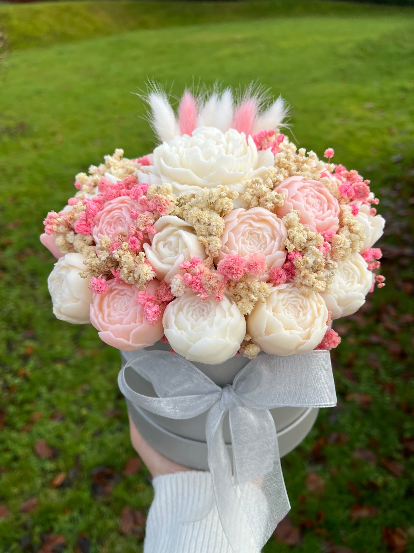 Pink/White box hat