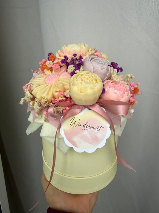 Rainbow Reverie wax melt box